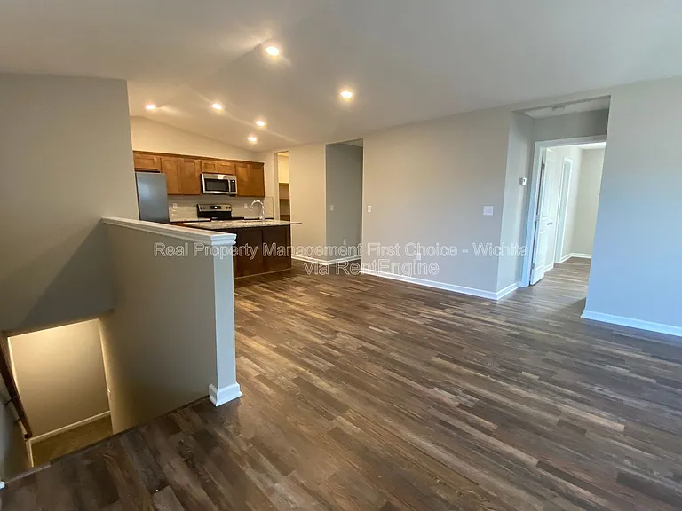 10607 E Kinkaid Ave — Photo 9