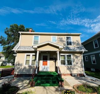 1922 Douglas St, Sioux City, IA, 51104