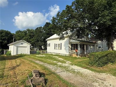 921 Trenton Ave, Uhrichsville, OH, 44683
