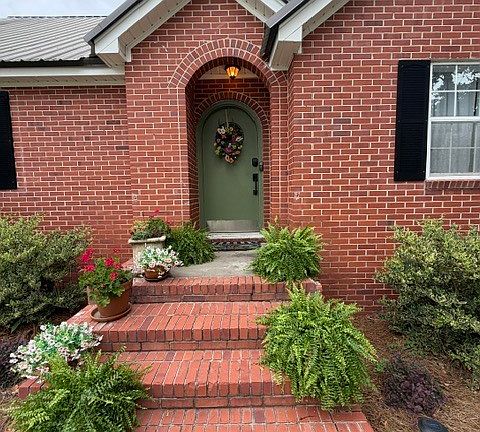5th image of 1501 Parkway Dr