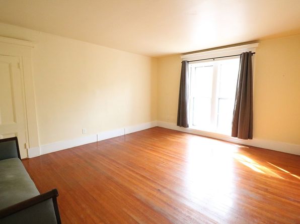 2 Mason St #2