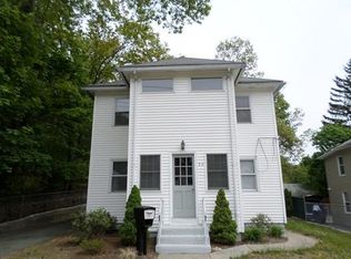 38 Goodwin St, Springfield, MA 01151