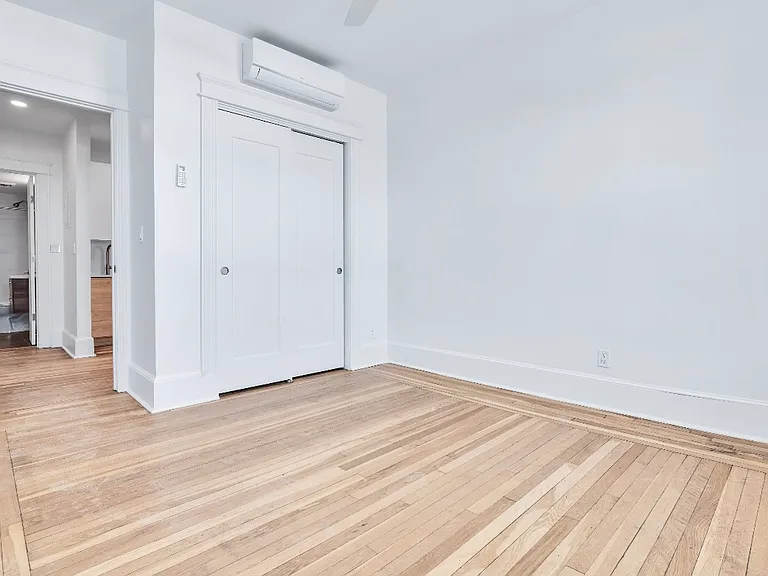 1024 Commonwealth Ave #506 — Photo 14