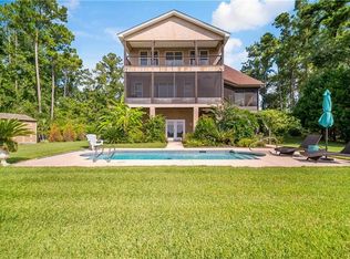 201 Palm Trc, Brunswick, GA 31525