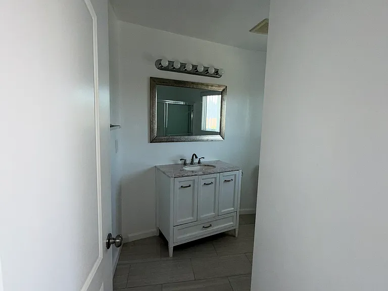 3317 Bagley Ave #5 — Photo 34