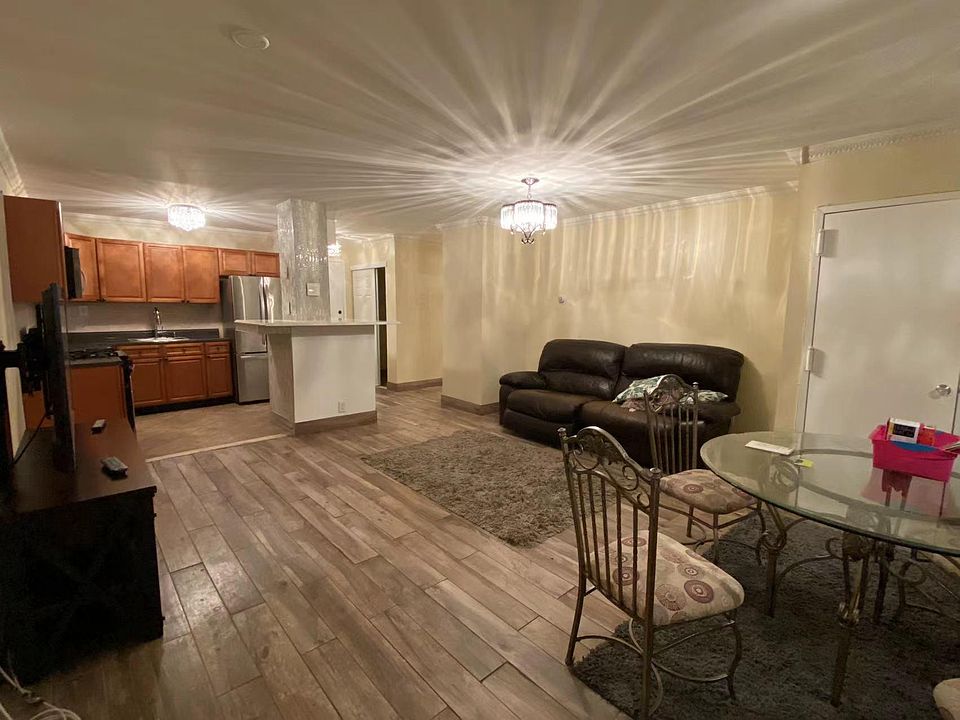 1st image of 6 New Ln APT 4L
