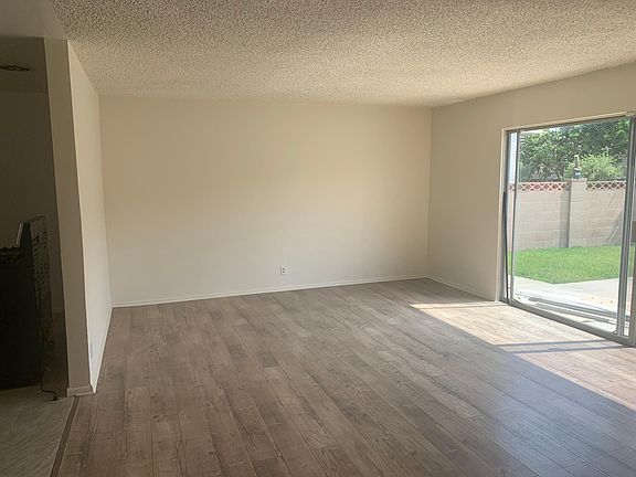 4th image of 6745 Yosemite Dr