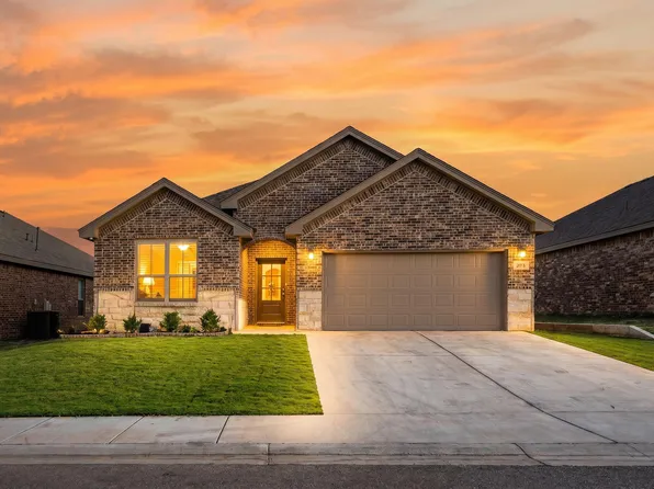 604 E 13th St, Wolfforth, TX 79382