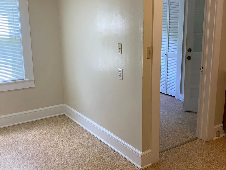 613 Brush Creek Rd — Photo 9