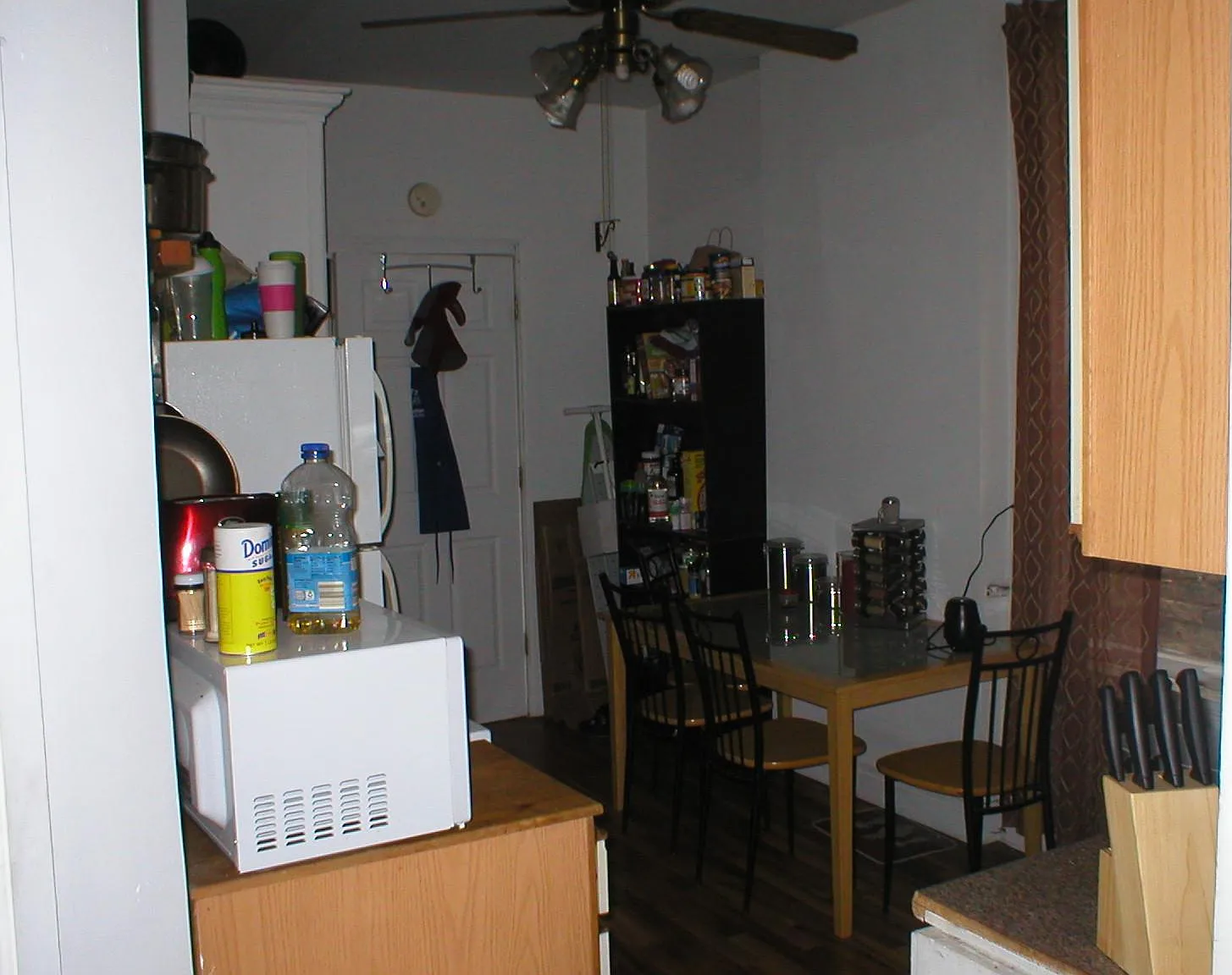 3 bed, 1200 sqft, $3,900 — Photo 2
