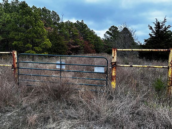 4th image of 1 N 417th Rd