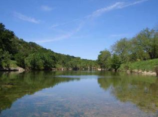 941B Sandy Point Rd, Wimberley, TX 78676