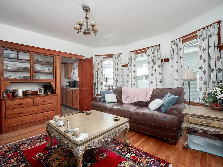 55 Central St #2 — Photo 2