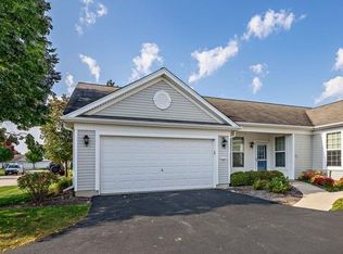 13337 Oakwood Ave, Huntley, IL 60142