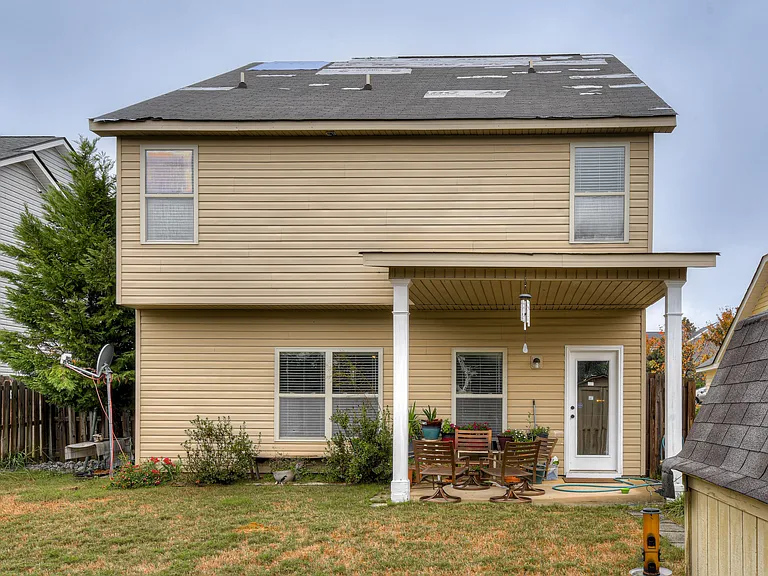 805 Erika Ln — Photo 35