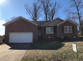 635 Big Hurricane Dr, La Vergne, TN 37086