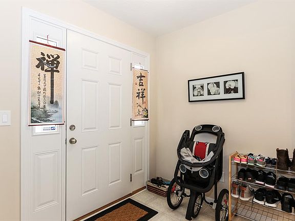 3rd image of 5913 Havenwood Ct