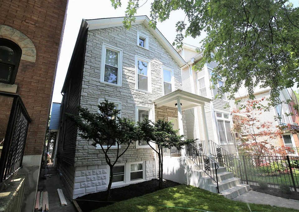 1st image of 3050 N Clifton Ave #1