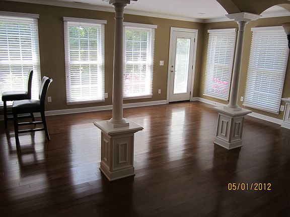 2nd image of 91 Meadowbrook Cir