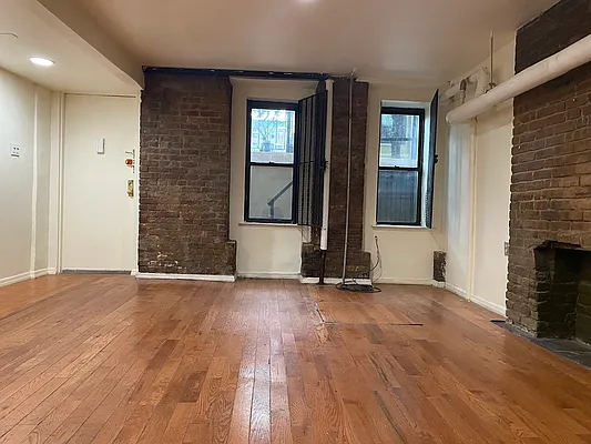 Rented by Oxford Property Group | media 6
