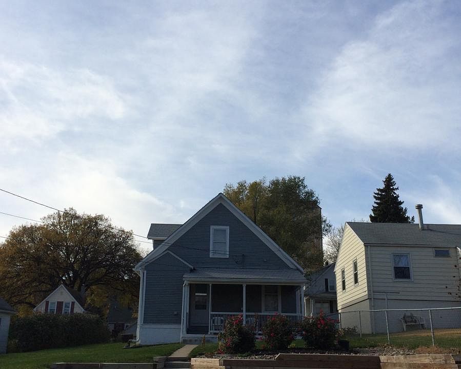 back parking/covered patio