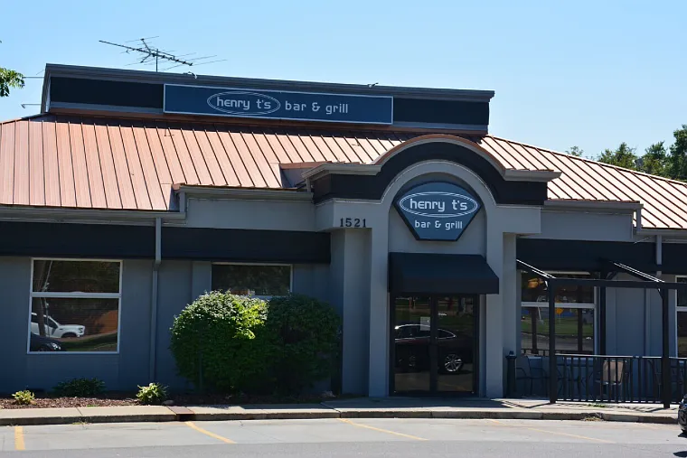 Close to Restaurants