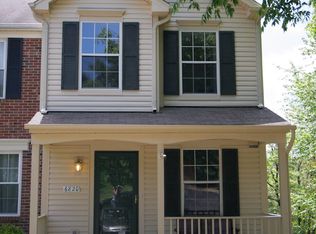 6820 Chasewood Cir, Centreville, VA 20121