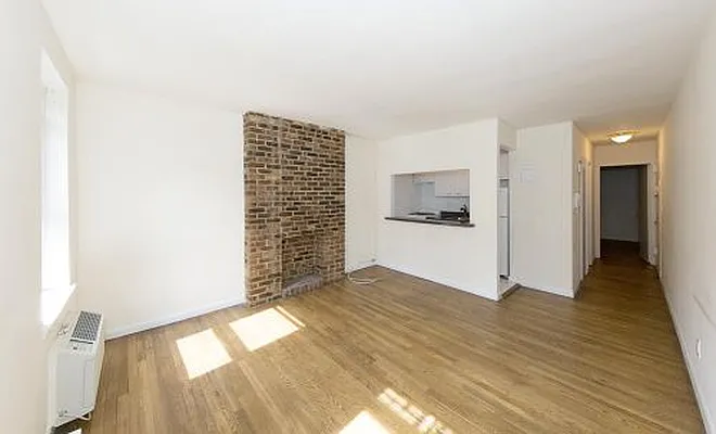 Rented by Icon Realty Management | media 6