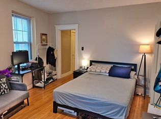 60 Queensberry St #210, Boston, MA 02215
