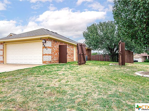 3rd image of 4602 Dillon Dr