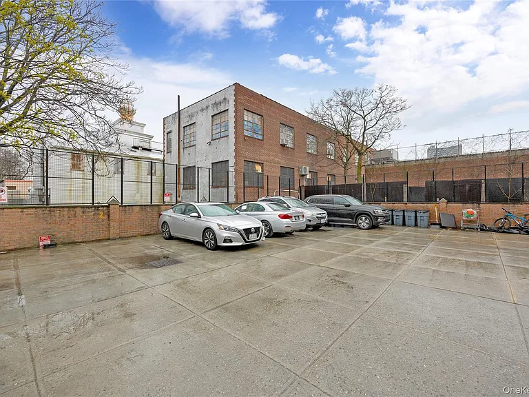 172-18 Jamaica Ave #6A — Photo 22