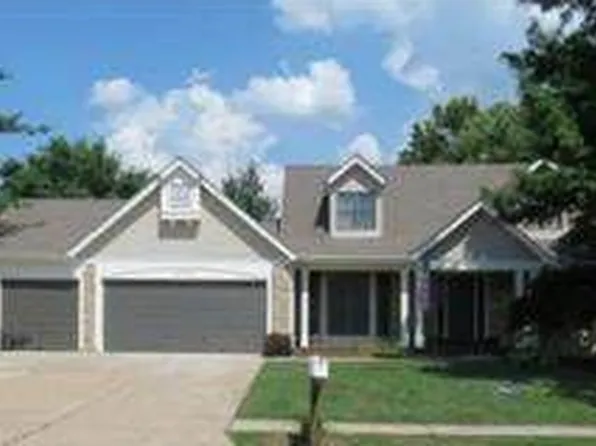 16736 Newbury Xing, Florissant, MO 63034