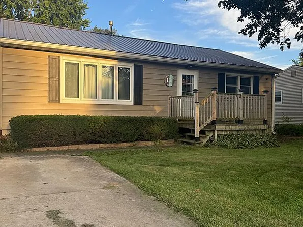 131 Chestnut St, Janesville, IA 50647