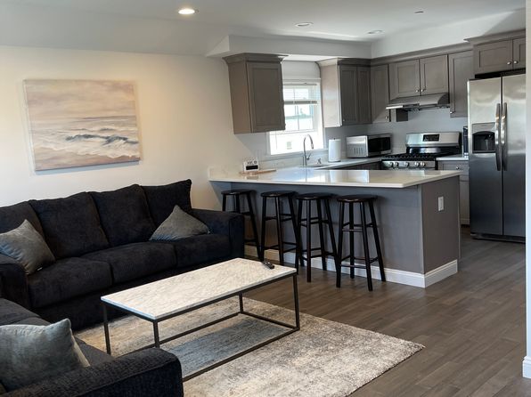 9216 Rockaway Fwy FLOOR 2