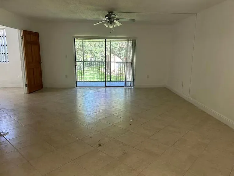 3432 NW 86th Way #D204 — Photo 18