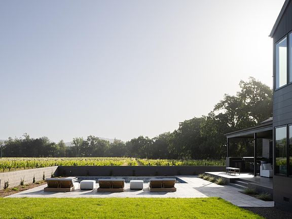 3rd image of 1000 Rutherford Road