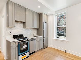 1657 8th Ave #1B, Brooklyn, NY 11215