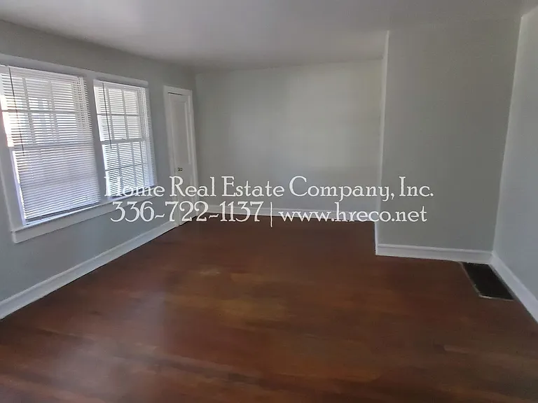 2729 Patrick Ave — Photo 3