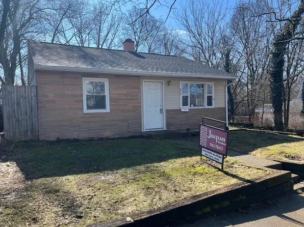 826 Fulton St, Kalamazoo, MI 49001