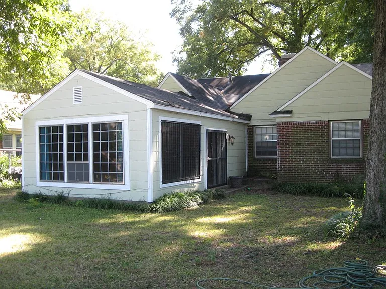BACK OF HOUSE