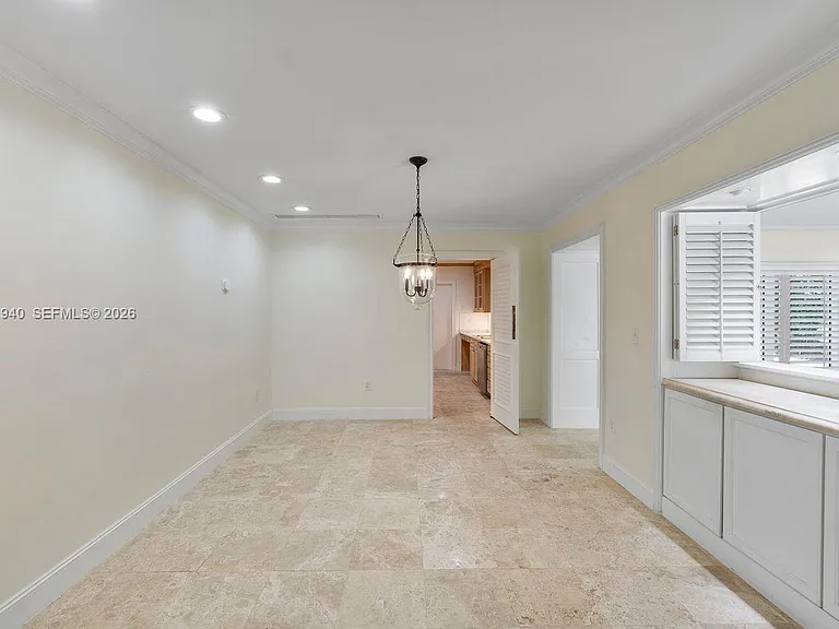 1037 Alfonso Ave — Photo 41