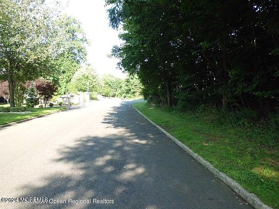 2nd image of 0 Thistle Lane