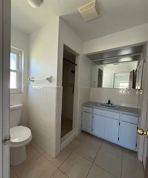 10022 8th St N #LEFT — Photo 14