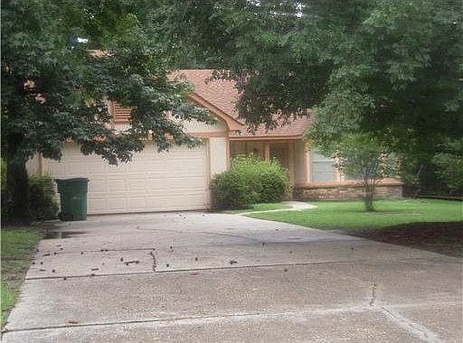 1st image of 701 Willow Oak Ln