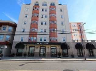 807 8th St #303, Ocean City, NJ 08226