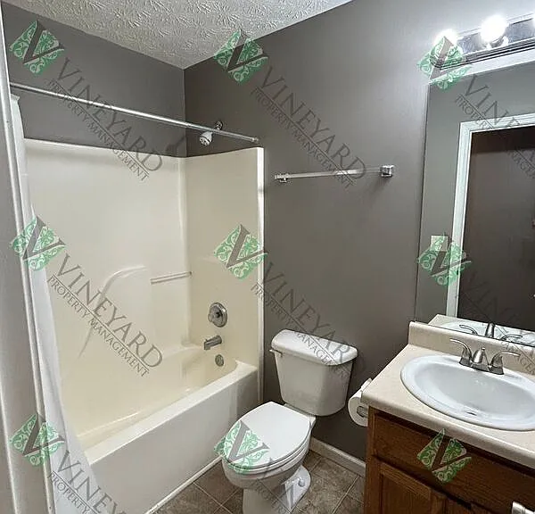 101 Twin Pines Ct — Photo 18
