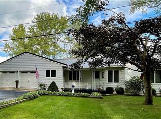 9498 Horseshoe Island Rd, Clay, NY 13041