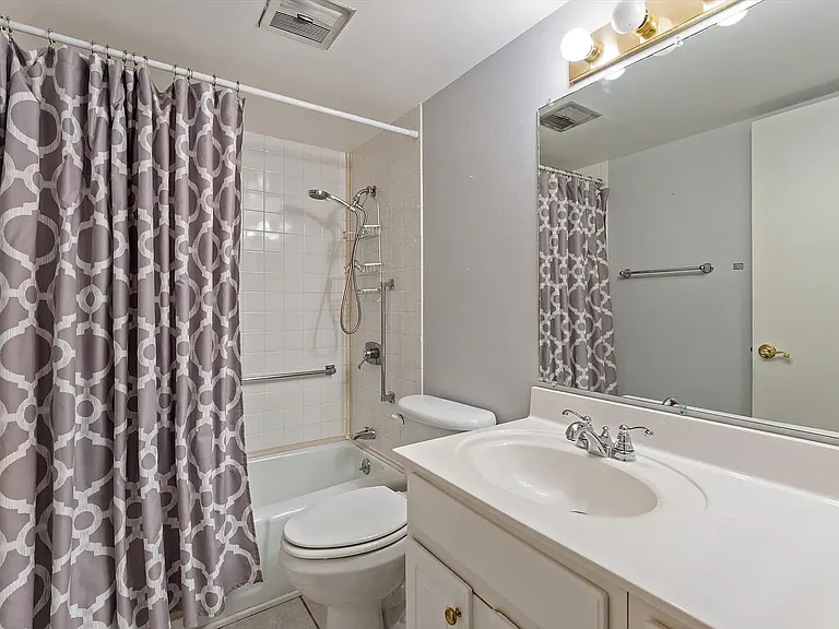 820 Lincolnway West St #107 — Photo 9