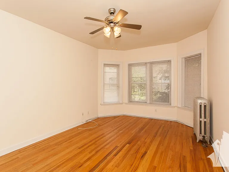 3930 N Pine Grove Ave #2W — Photo 10