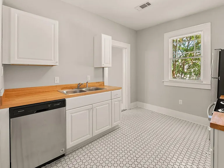 1522 Scott St #1 — Photo 9